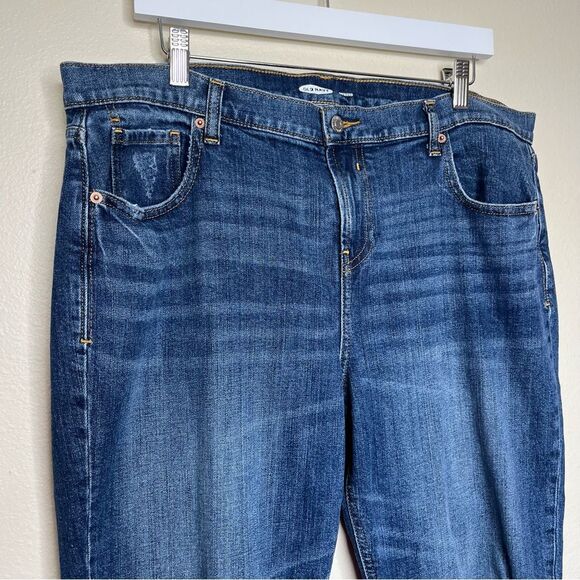 Old Navy Boyfriend Straight Cuffed Distressed Cropped Blue Denim Jeans Women 14 - Picture 2 of 12